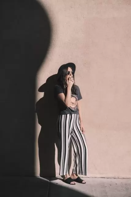 中午强烈日光下如何拍照? 中午强烈日光下如何拍照?