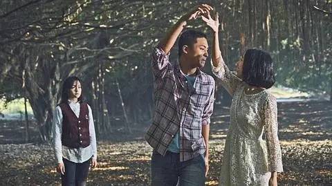 20231111090513657 天桥上的魔术师 天橋上的魔術師